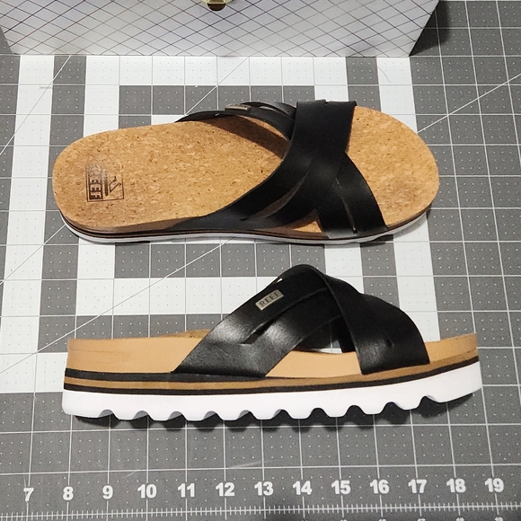 Reef Cushion Vista Hi Slip-on Platform Slide Sandals Women's Size 9 - Picture 10 of 15